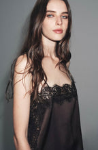 Lindth Lace Top®